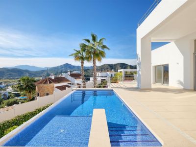 Villa in Puerto del Capitan, Benahavis
