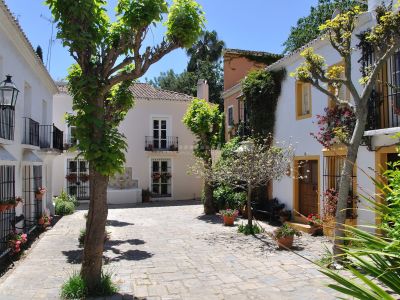 Emblematic house with a lot of charm located on the Golden Mile of Marbella, La Virginia