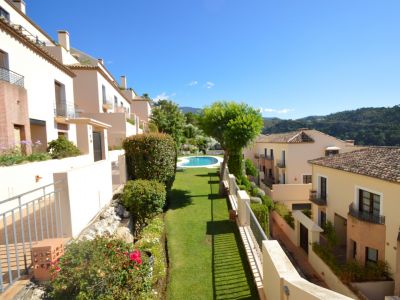 Fantastic opportunity! Spacious townhouse with incredible views and surrounded by nature in El Casar, Benahavis
