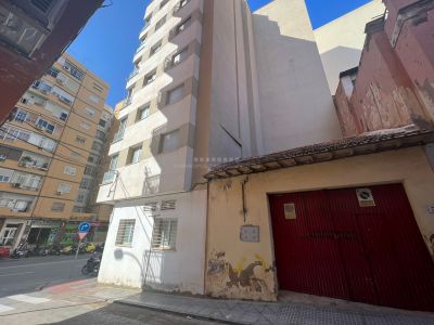 Residential plot to build 4 apartments in Malaga centre