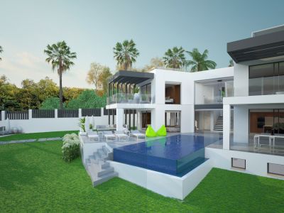 Great renovated villa with nice views next to Cabopino Golf and Marbella in Calahonda