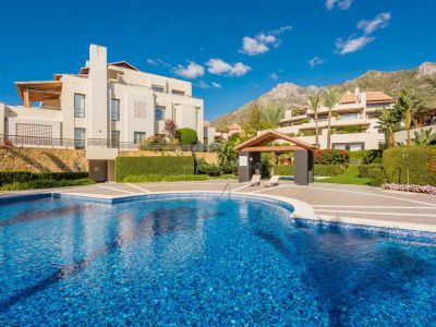 Espectacular apartamento con impresionantes vistas al mar en Imara, Milla de Oro de Marbella