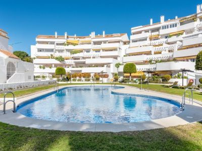 High quality refurbished and nicely furnished apartment in the gated community El Dorado, Nueva Andalucia, Marbella