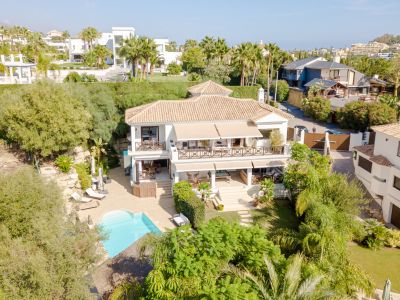 Impresionante y lujosa villa con espectaculares vistas en el valle del golf, en Nueva Andalucía, Marbella