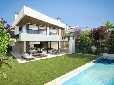 Lujosa villa de estilo moderno junto a la playa en Puerto Banús, Marbella