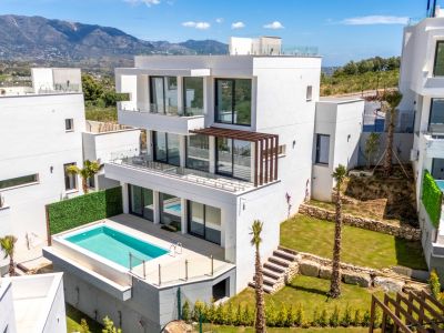 Lujosa villa nueva a estrenar en La Cala Golf, Mijas