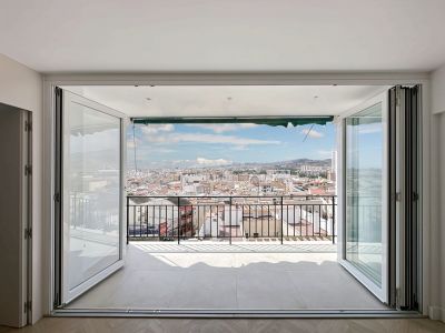 Vive en el Corazón de Málaga: Apartamento Luminoso a Minutos del Centro Histórico