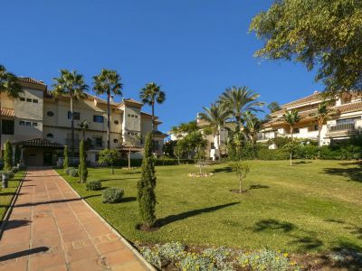 Appartement a louer dans Rio Real Golf, Marbella Est