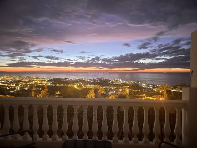 Adosada en Benalmadena Pueblo con vistas impresionantes al mar