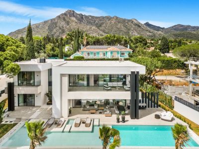 Luxueuse villa neuve située dans le quartier exclusif de Rocío de Nagüeles, le Golden Mile de Marbella