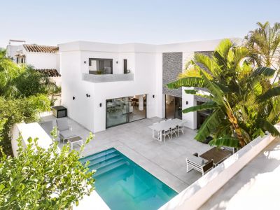 Magnificent five bedroom villa in Marbella Golden Mile