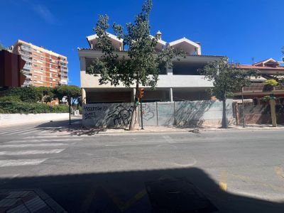 Oportunidad para Inversores: Edificio en Construcción en el centro de Arroyo de la Miel