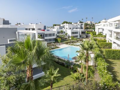 Ático moderno y espacioso de 2 dormitorios en Vanian Green Village, Selwo, Estepona