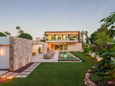 Lujosa villa de diseño y estilo moderno en la Milla de Oro de Marbella