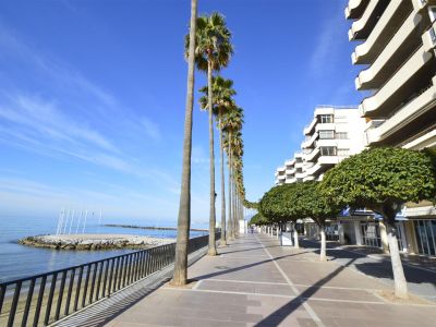 Exclusivo apartamento en alquiler en Marbella Centro, a escasos pasos de la playa