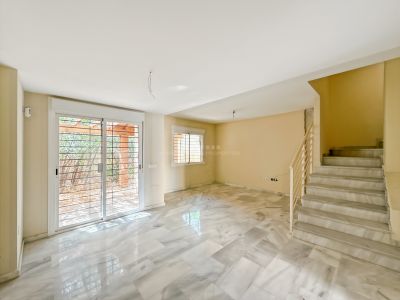 Tu nuevo hogar en la Costa del Sol: luz, espacio y tranquilidad en Calypso (Mijas Costa)