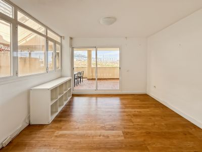 Piso con vistas al mar en Torreblanca del sol