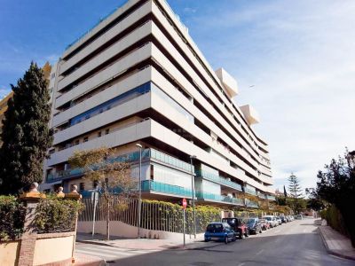 Great parking space for rent in Residencial Palacio de Congresos, Marbella Center