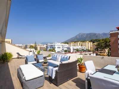 Duplex Penthouse à vendre dans Playa de la Fontanilla, Marbella