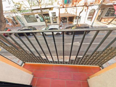 ¡Oportunidad en Los Boliches, Fuengirola! Piso a un paso de la playa