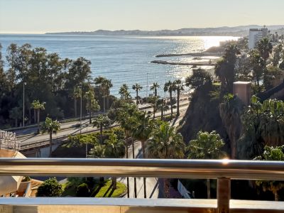 Excelente piso en Torrequebrada, a unos pasos de la playa