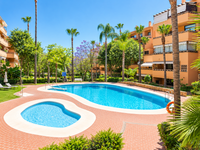 Espectacular apartamento con vistas al mar en alquiler en Costa Nagüeles III, Milla de Oro de Marbella
