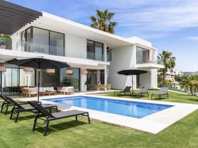 Villa moderna y contemporánea de calidad en La Alquería, Benahavís