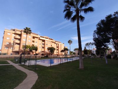 Espacioso apartamento de 4 dormitorios en El Pinillo, Torremolinos