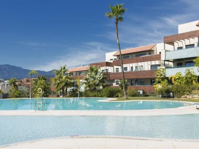 Fantástico piso de obra nueva con bonitas vistas en Los Flamingos, Benahavis