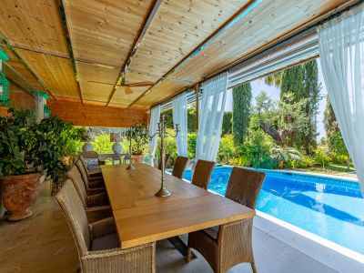 Вилла for sale in Las Lomas del Marbella Club, Золотая Миля