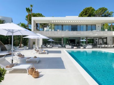 Impresionante villa de lujo a estrenar y completamente amueblada en Nueva Andalucía, Marbella