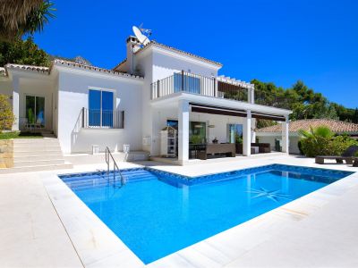 Villa Bruno en la ubicación más exclusiva de Marbella, "Cascada de Camojan".