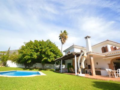 Villa muy luminosa y con encanto, situada en Rocío de Nagüeles, Milla de Oro de Marbella