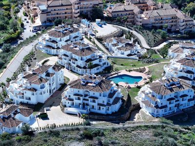 Fantástico apartamento totalmente reformado y recién rebajado de precio en Nueva Andalucía, Marbella