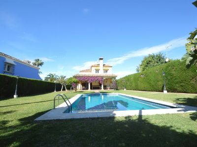 Villa for rent in El Higueral, Marbella