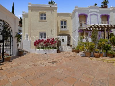 Town House in La Heredia, Benahavis