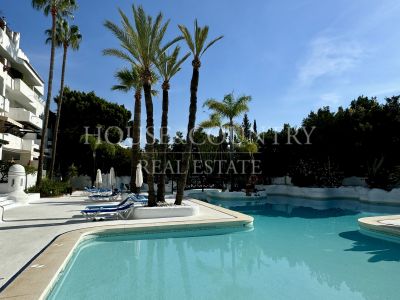 Ground Floor Apartment in La Isla, Marbella