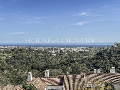 Plot in Puerto del Almendro, Benahavis