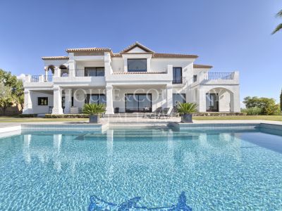 Villa in Los Flamingos Golf, Benahavis