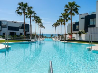 Pareado en The Island, Estepona