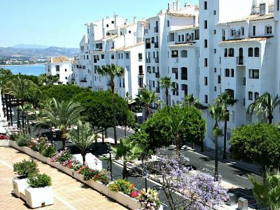 Apartment in Marina Banus, Marbella