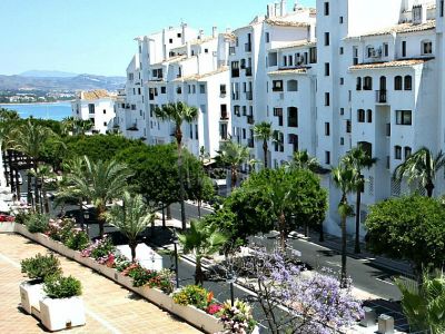 Apartamento en Marina Banus, Marbella