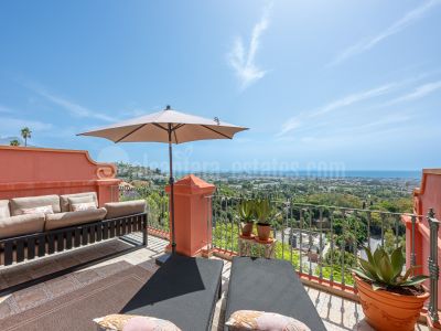 Duplex in Monte Halcones, Benahavis