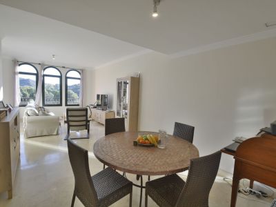 Flat in Santa Maria, Marbella