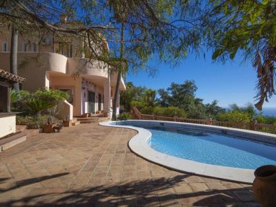 House in La Mairena, Marbella
