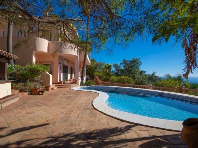 House in La Mairena, Marbella