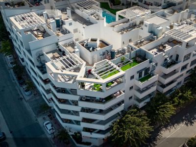 Flat in Los Reales - Sierra Estepona, Estepona
