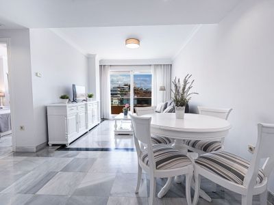 Flat in Playa Bajadilla - Puertos, Marbella