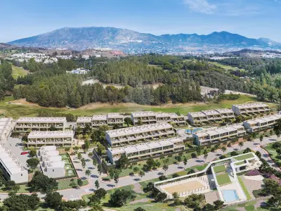 Awans w Cala de Mijas, Mijas Costa