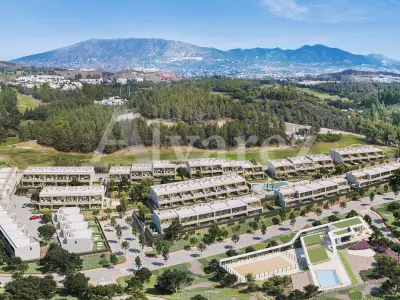 Town House in El Chaparral, Malaga